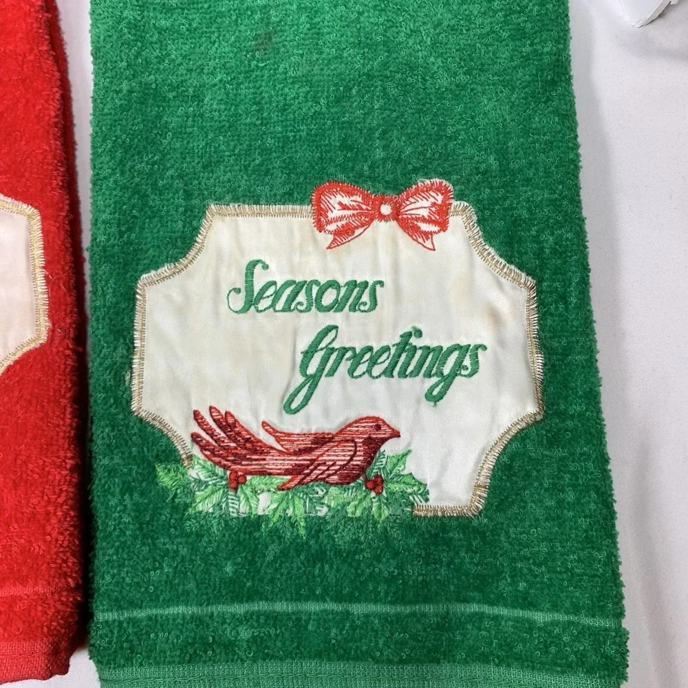 Cannon Christmas Handtowels Vintage Holiday USA made Red Green Set of 3-1 is NEW